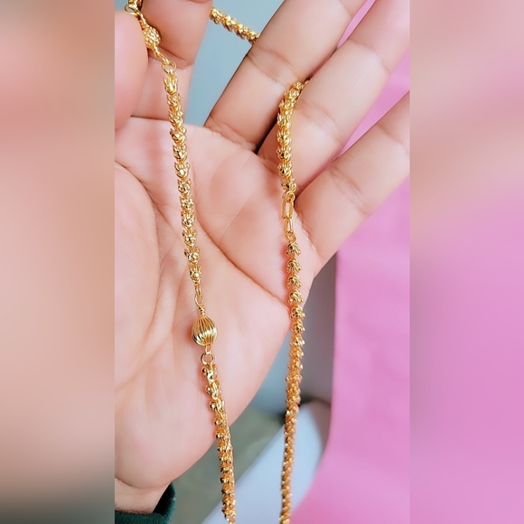 18k Gold plated Long Ball Tulip Chain NWT - Picture 3 of 6